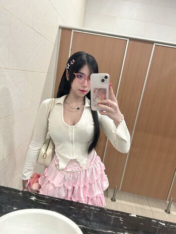 Refeen leaked private photo uncensored HD quality