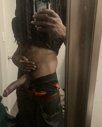Rihanna  page leaked private photo uncensored HD quality