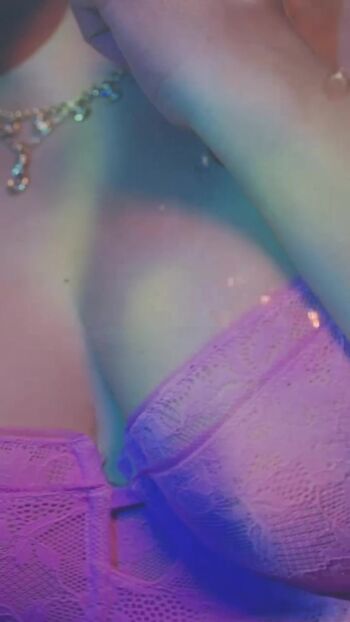 Rihanna  page leaked private photo uncensored HD quality