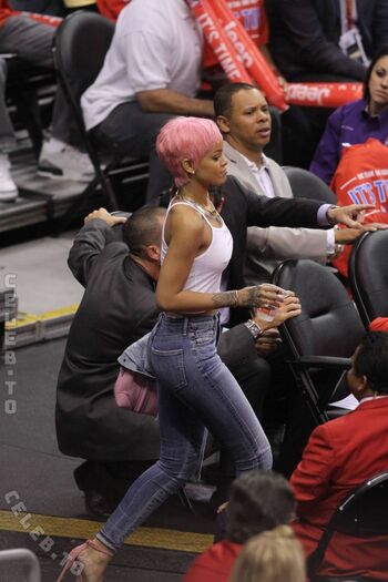 Rihanna  page leaked private photo uncensored HD quality