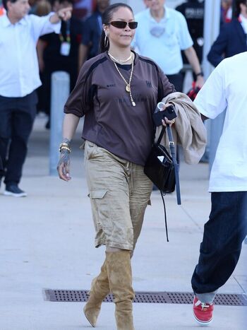 Rihanna  page leaked private photo uncensored HD quality