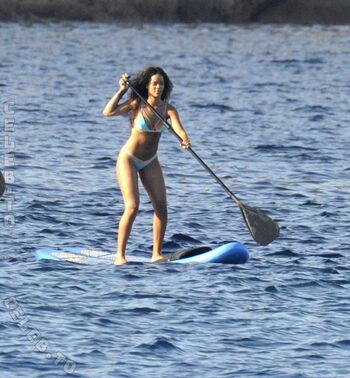 Rihanna  page leaked private photo uncensored HD quality