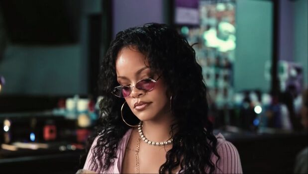 Rihanna  page leaked private photo uncensored HD quality