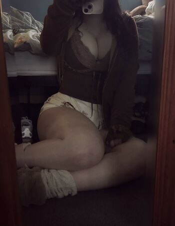 Robyn  page leaked private photo uncensored HD quality