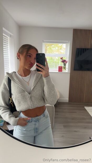 Rosebella leaked private photo uncensored HD quality