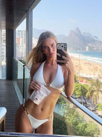 Rosie huntington whiteley leaked private photo uncensored HD quality