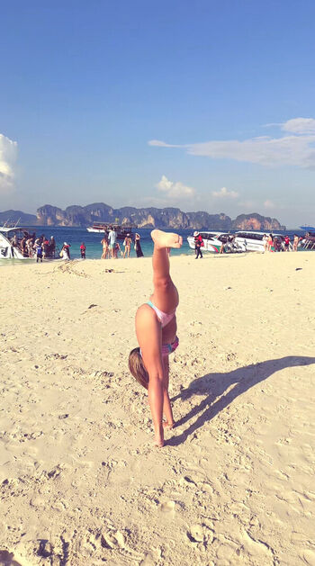 Rosie mcclelland page leaked private photo uncensored HD quality