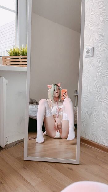 Russian girls leaked private photo uncensored HD quality