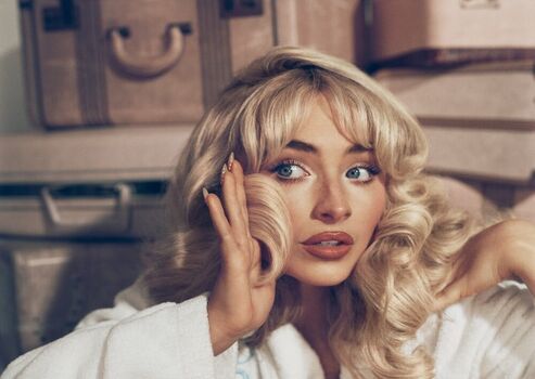 Sabrina carpenter  page leaked private photo uncensored HD quality