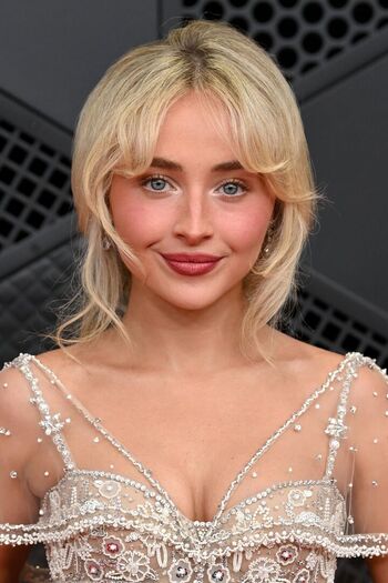 Sabrina carpenter  page leaked private photo uncensored HD quality