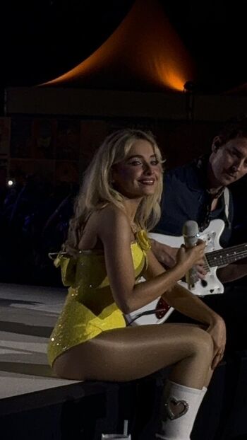 Sabrina carpenter  page leaked private photo uncensored HD quality