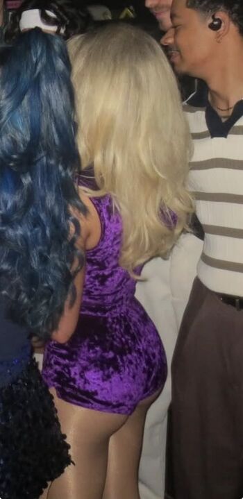 Sabrina carpenter  page leaked private photo uncensored HD quality