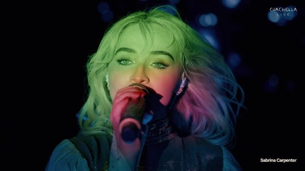 Sabrina carpenter  page leaked private photo uncensored HD quality