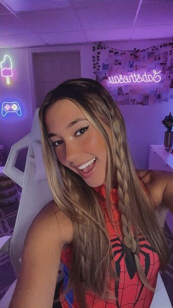 Sabsthesav page leaked private photo uncensored HD quality