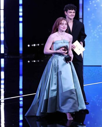 Sadie sink page leaked private photo uncensored HD quality