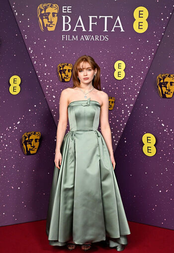 Sadie sink page leaked private photo uncensored HD quality