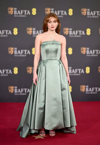 Sadie sink page leaked private photo uncensored HD quality