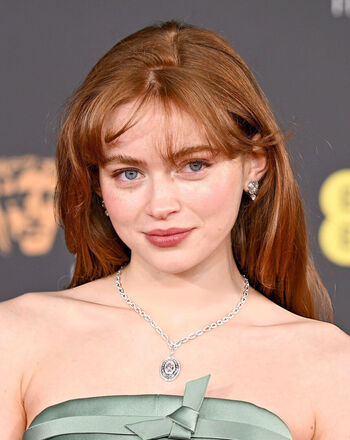 Sadie sink page leaked private photo uncensored HD quality