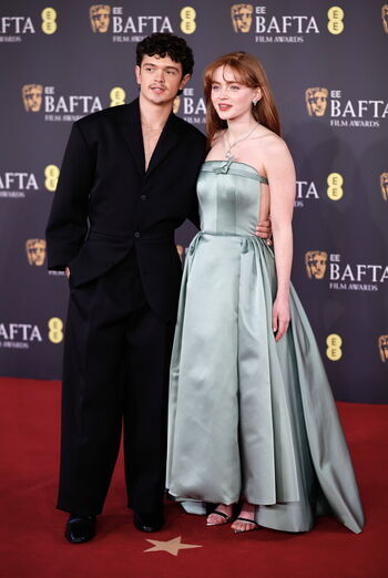 Sadie sink page leaked private photo uncensored HD quality