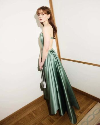 Sadie sink page leaked private photo uncensored HD quality