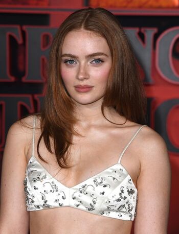 Sadie sink page leaked private photo uncensored HD quality