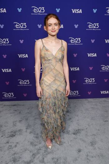 Sadie sink page leaked private photo uncensored HD quality
