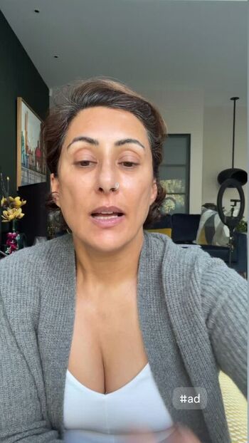 Saira khan page leaked private photo uncensored HD quality