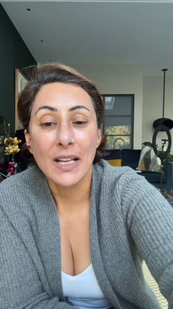 Saira khan page leaked private photo uncensored HD quality