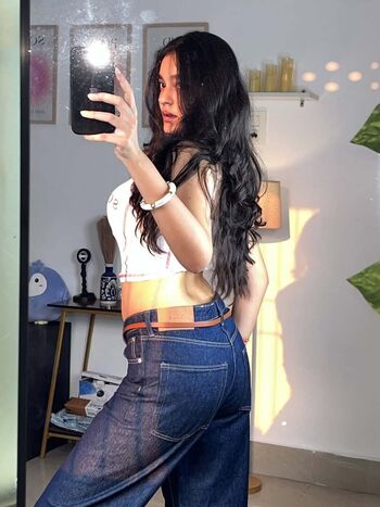 Sakshi pandey page leaked private photo uncensored HD quality