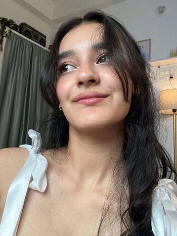 Sakshi pandey leaked private photo uncensored HD quality