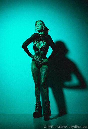 Sallydinosaur  page leaked private photo uncensored HD quality