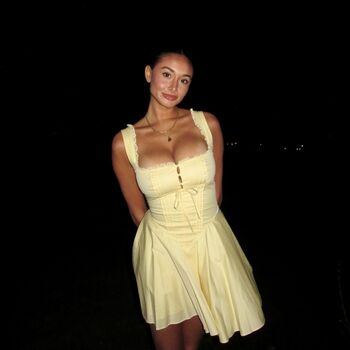 Samadhi russek  page leaked private photo uncensored HD quality