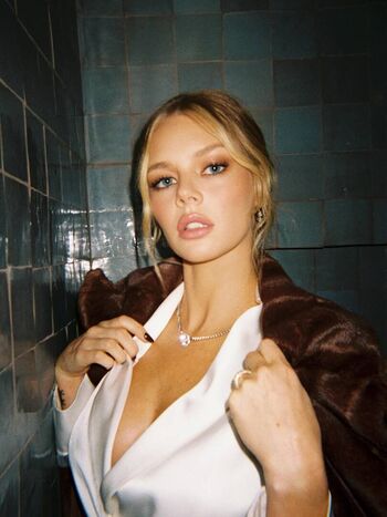 Samara weaving page leaked private photo uncensored HD quality