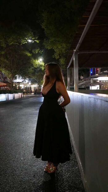 Sara dobrik page leaked private photo uncensored HD quality