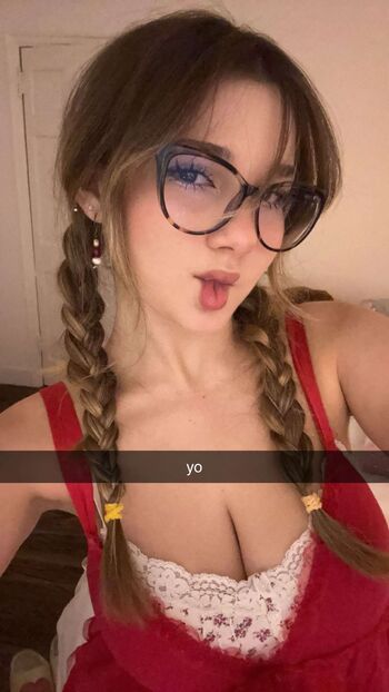 Sara dobrik leaked private photo uncensored HD quality