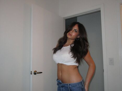 Sarabella harris leaked private photo uncensored HD quality
