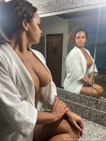 Saradas e cavalas leaked private photo uncensored HD quality