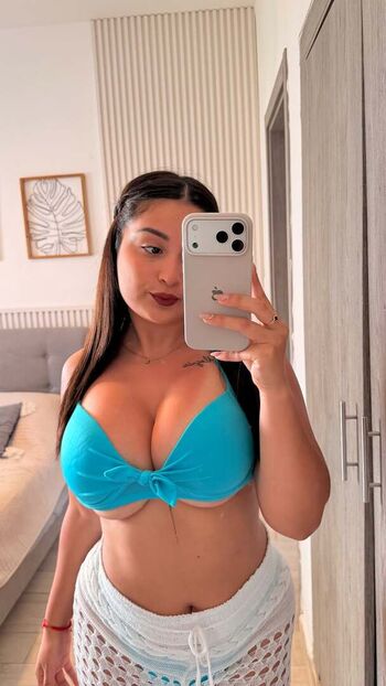 Seleneitor leaked private photo uncensored HD quality