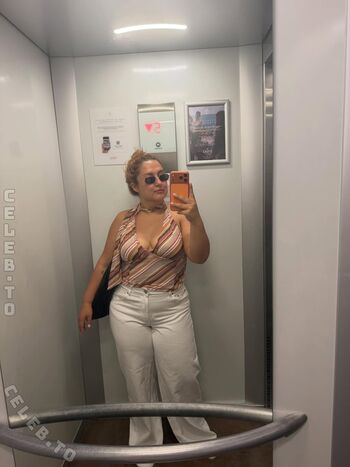 Selfiesandra leaked private photo uncensored HD quality