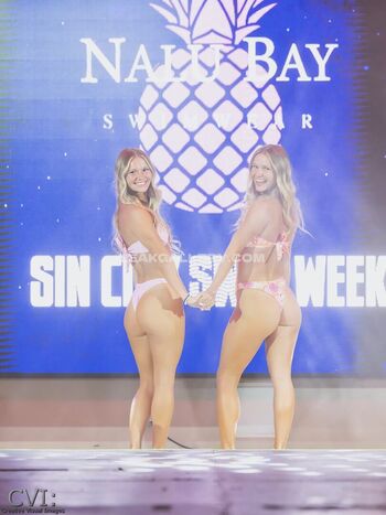 Sentnert twins leaked private photo uncensored HD quality
