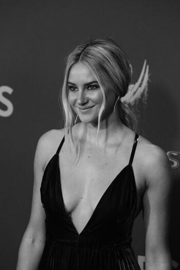 Shailene woodley leaked private photo uncensored HD quality