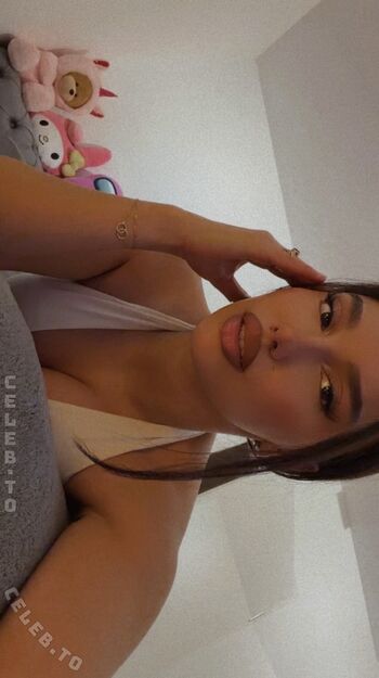 Shakiravv page leaked private photo uncensored HD quality