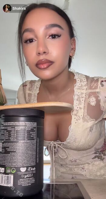 Shakiravv leaked private photo uncensored HD quality
