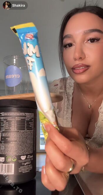 Shakiravv leaked private photo uncensored HD quality