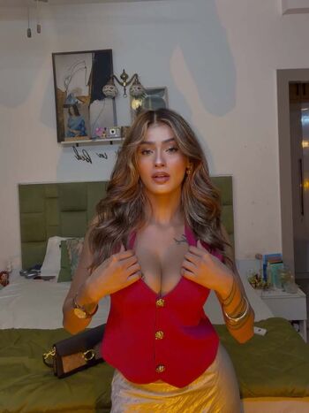 Shambhavi singh leaked private photo uncensored HD quality