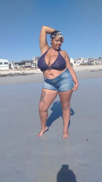 Shammonay louw leaked private photo uncensored HD quality