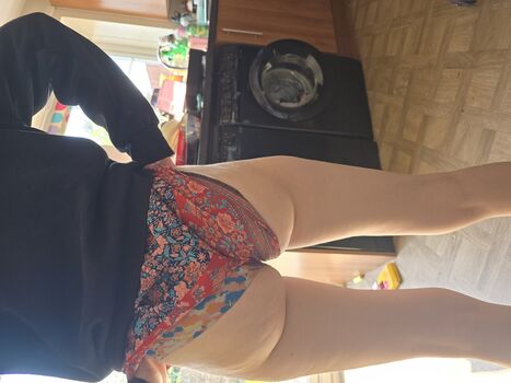 Show your girlfriend page leaked private photo uncensored HD quality