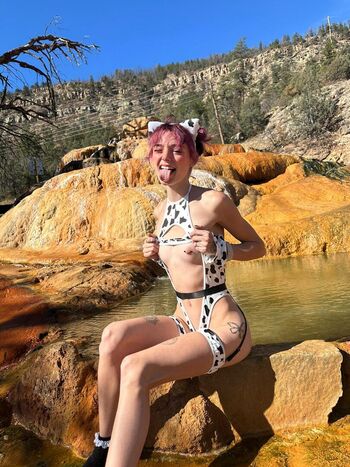 Shrooms q leaked private photo uncensored HD quality