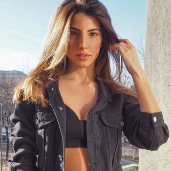 Silviadavenia leaked private photo uncensored HD quality