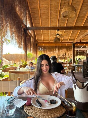 Simayyeceee page leaked private photo uncensored HD quality